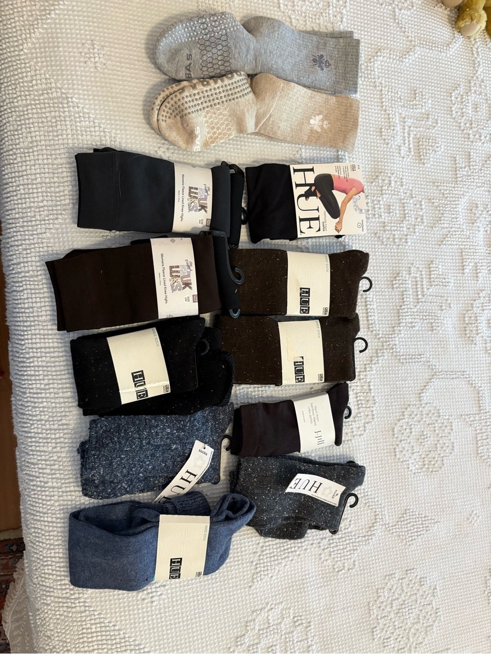 HUE Women's Assorted Socks Pack in Black, Gray, Navy, Cream, Brown